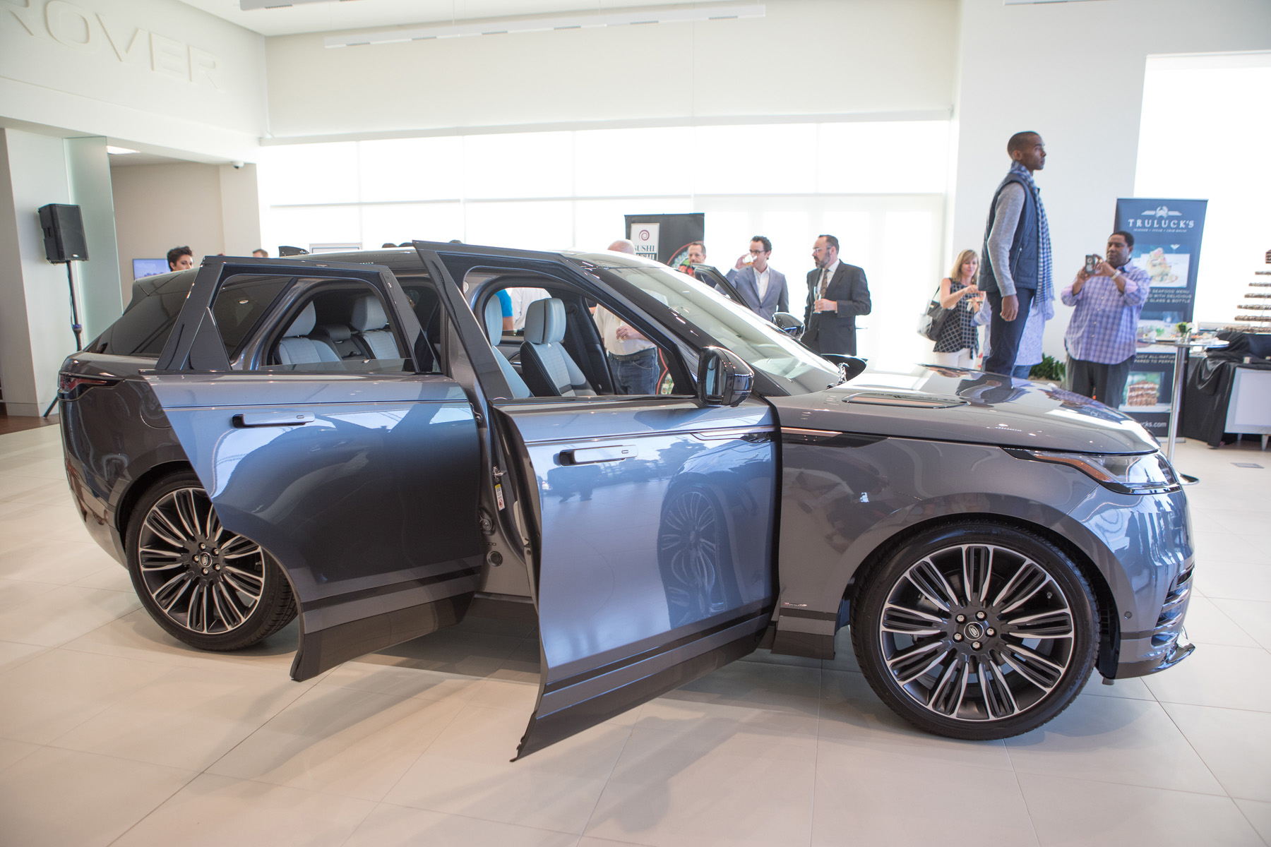 Park Place Dealerships Celebrates Opening of Jaguar Land Rover DFW ...