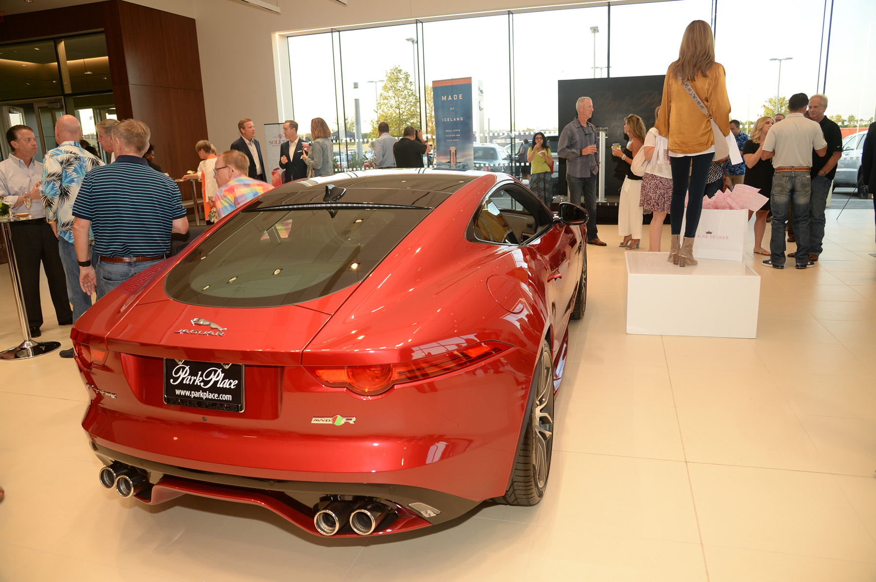 Park Place Dealerships Celebrates Opening of Jaguar Land Rover DFW ...